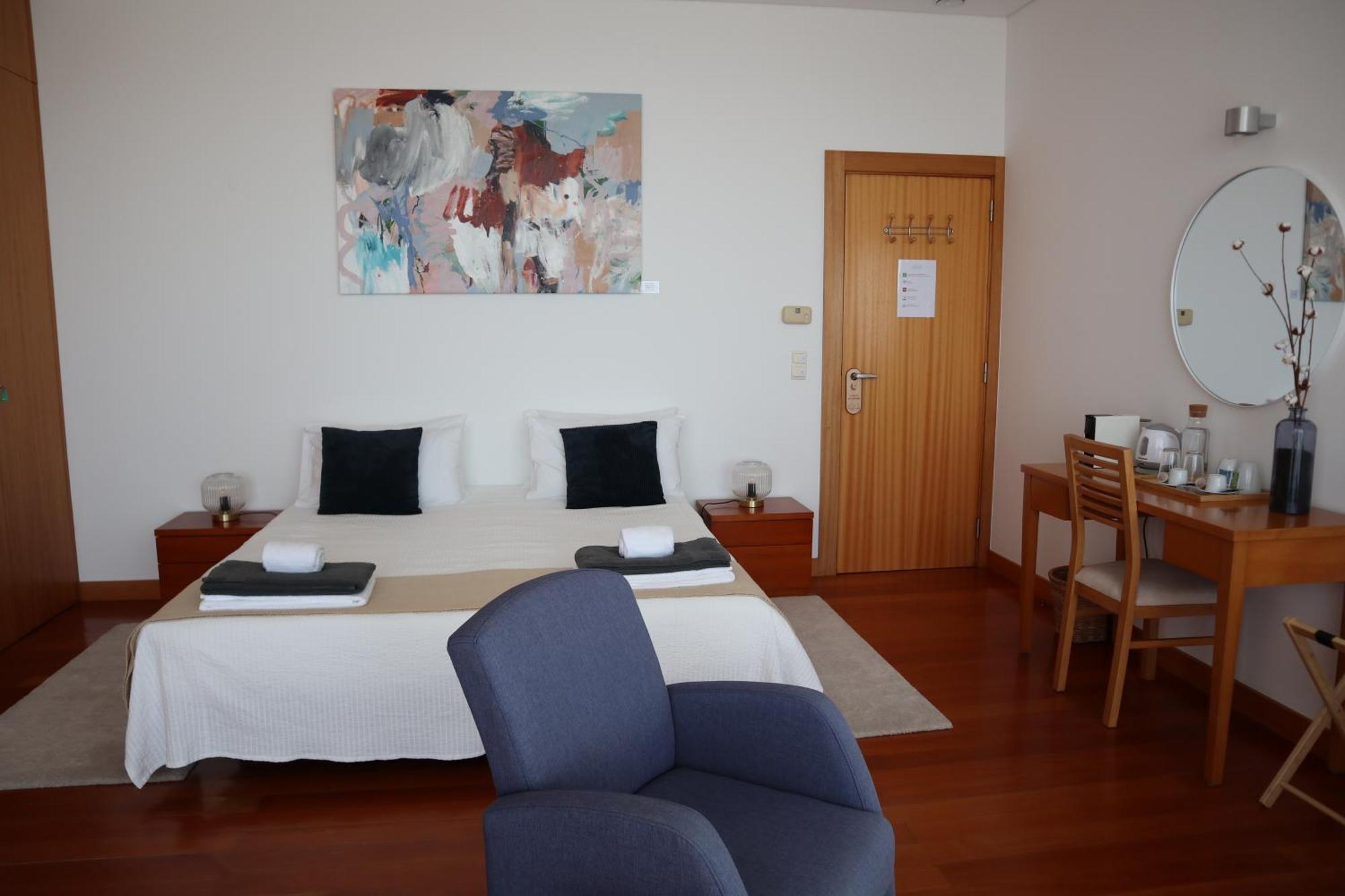 Sao Vicente Lodge - Panoramic Retreat Capelas Ngoại thất bức ảnh
